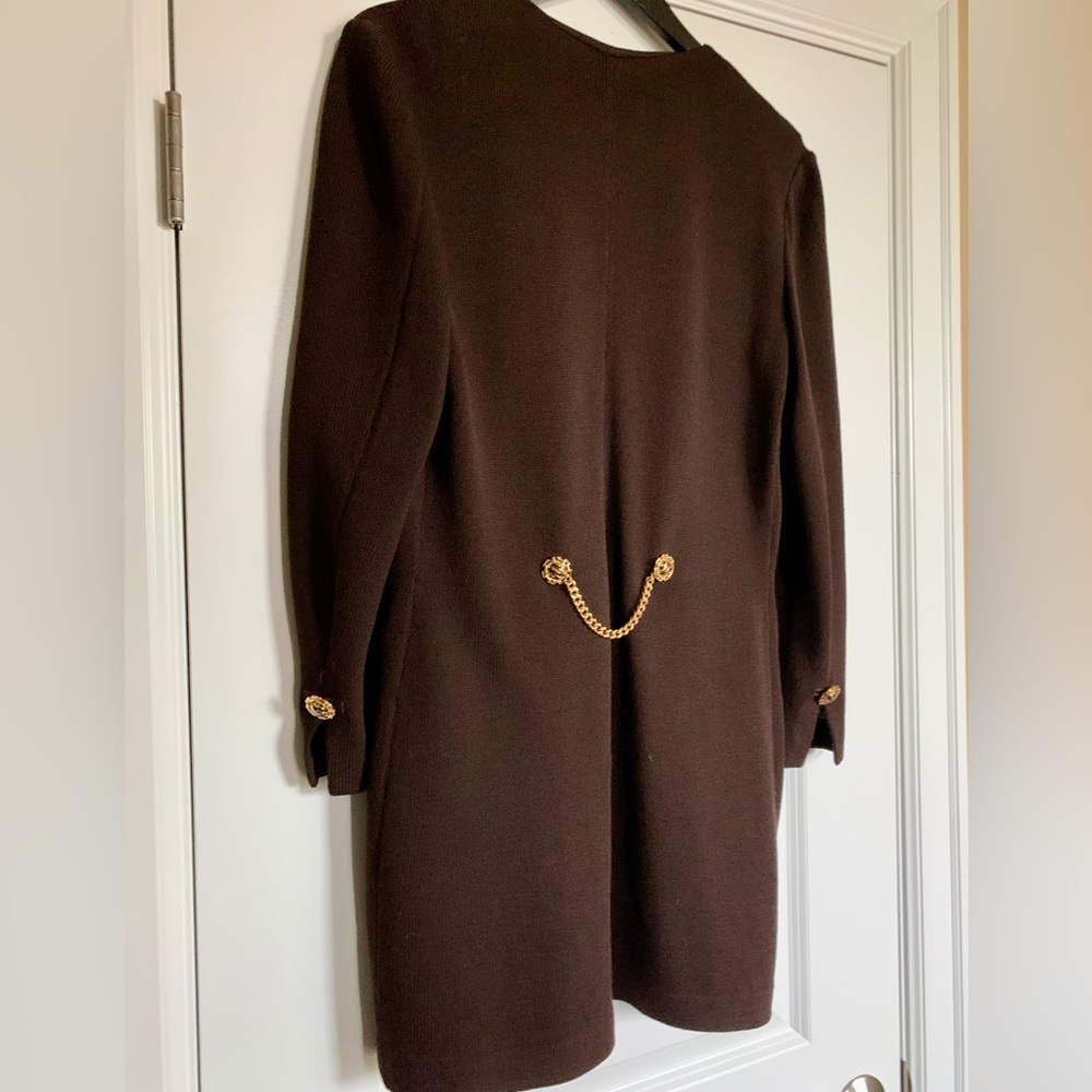 LN ST JOHN COMPACT BOUCLE TOPPER. ACTUAL COLOR IS DARK CHOCOLATE. - Picture 8 of 12